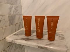 -上海滴水湖皇冠假日酒店