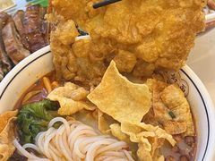 -弘束束柳州深巷螺蛳粉(珠江路店)
