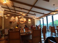 大堂-芳草地度假酒店·野炉中餐厅
