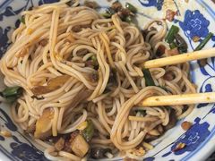 -秦胖子肉陀良心店