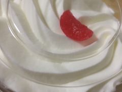 -红宝石·鲜奶小方·海派西点房(南丹店)