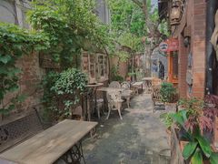 -古董花园(思南路42弄小区店)