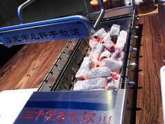餐具摆设-三个蒙古大叔羊肉串(大宁店)
