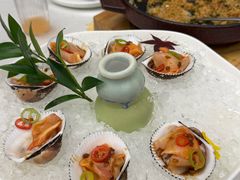 -品海楼·大连海胆锅贴馆(东港店)