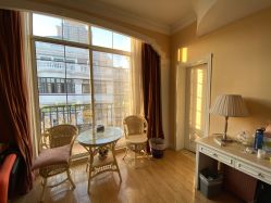 -杰爱月子护理中心