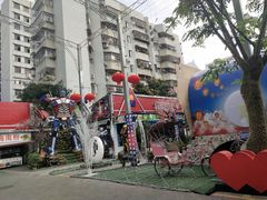 -泰龙城小吃街