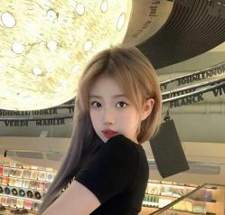 -卡尔诗·科技美肤连锁