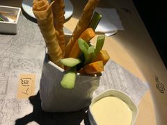 -穹六人间 people 6(岳阳路店)