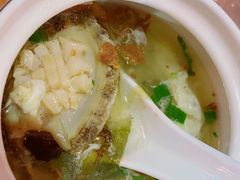 酸辣鲍鱼汤-旺角小渔村·海肠捞饭开创者(环山路店)