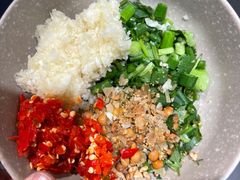 -肖肖酸萝卜鱼火锅(总店)