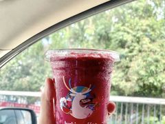 冰镇杨梅瑞纳冰-瑞幸咖啡(芳村万象店)