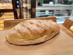 -奈雪的茶(亨特国际广场店)