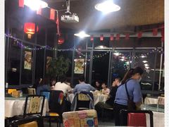 大堂-恋拐子油爆虾·家常菜