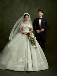 -雪中彩影婚纱摄影·微光艺术中心