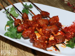 “小肠”特色菜哟！肥而不腻..-石棉味道烧烤