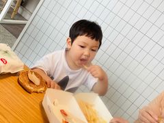 -肯德基(大桥北服务区东店)