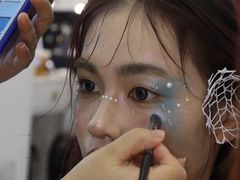 -金夫人化妆摄影职业培训学校