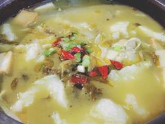 -周鱼小馆石锅酸菜鱼(活力汇店)