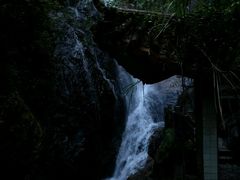 -南昆山川龙瀑布