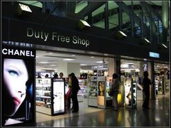 -关西国际机场直营免税店