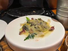 烩蜗牛配欧芹蒜香奶油-AZUL by FUEL蓝色·法式酒馆(琶醍店)