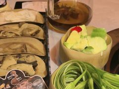 -芸山季·云南山珍菌火锅(人民广场来福士店)