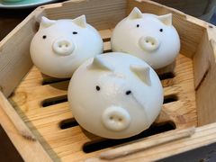猪猪流沙包-味友味港印记(厦门集美银泰百货店)