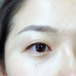 -一个差评成就的纹眉店