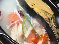 -钢管厂五区小郡肝串串香(奥克斯广场锦城万达店)