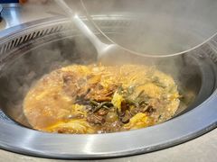 小鸡炖蘑菇-门家大院铁锅炖·KTV·包房(浑南店)