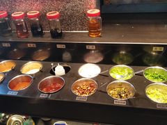 自助调料区-淘米捞·米汤脆鲩鱼火锅(福田皇岗店)