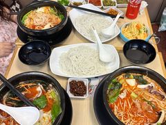 -灵芝妹子海鲜米线(香炉礁山姆店)