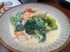 -8PINTS八品脱·日料·烧鸟·精酿小酒馆(莘庄店)