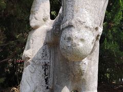 -汤和墓古迹园