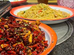 -谭公鱼头·鲜鱼火锅·小龙虾·江湖菜(秀沿路店)
