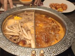 -牛YO寿喜烧·铁板烧和牛火锅自助(市府恒隆店)