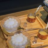 星空下除了能浪漫约会还能干嘛❓那当然是吃烤鱼啦🐟