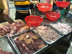 -标记美食新鲜猪杂(兴南大道店)
