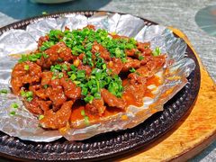 小炒黄牛肉-晶泽丽琅·鱼鲜川菜(川师店)