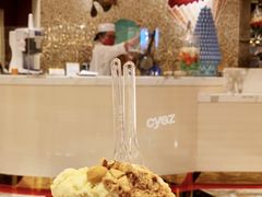 牛乳和巧克力冰淇淋-甜艺廊(永利皇宫店)