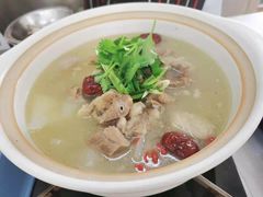 -小六汤包砂煲菜(文景路店)