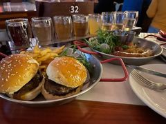 鹅肝汉堡-The BREW·酿餐厅(浦东嘉里大酒店)