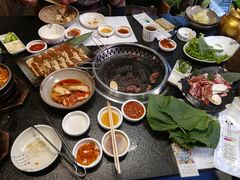 -草家酱蟹炭火烤肉店(珲春南路一店)