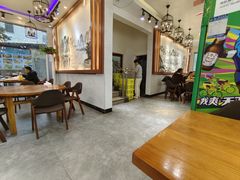 -梁姐啤酒鱼(兴坪古镇店)