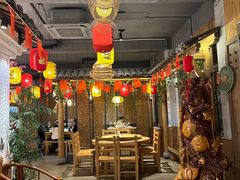 -头上红煨盐鸡·非遗院子餐厅