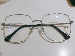 -宏宇眼镜蔡司依视路折扣店(兆佳眼镜城店)