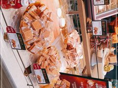 -巴黎贝甜(大宁国际商业广场店)