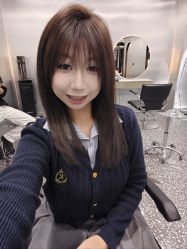 -Tloml salon