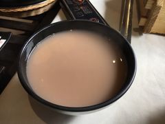 粉葛赤小豆鲮鱼汤-味可道美食坊(福基路店)