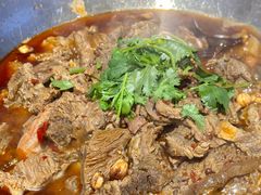 -大众跷脚牛肉馆·非遗传承单位(峨眉山店)